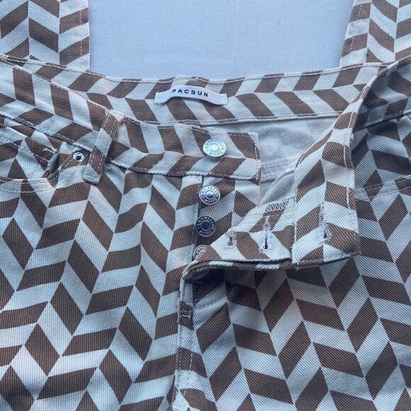 PacSun Brown Chevron Low Rise Straight Leg Jeans Size 23 - Picture 4 of 9